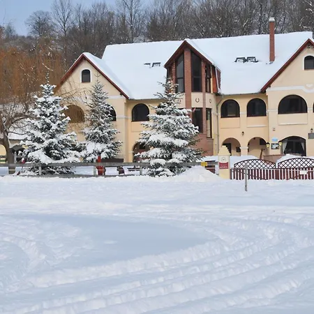 Brauer Panzio Country house *