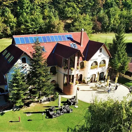 Brauer Panzió *